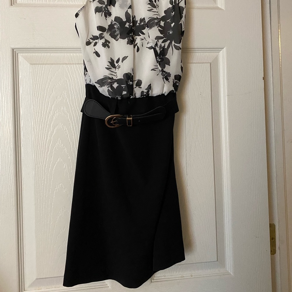 Flower pattern dress